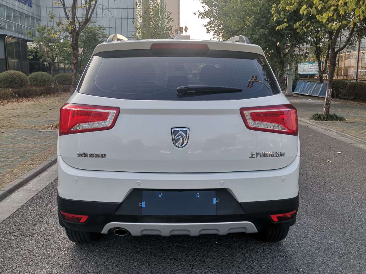 宝骏 560 2016款 1.8l 手动豪华型图片