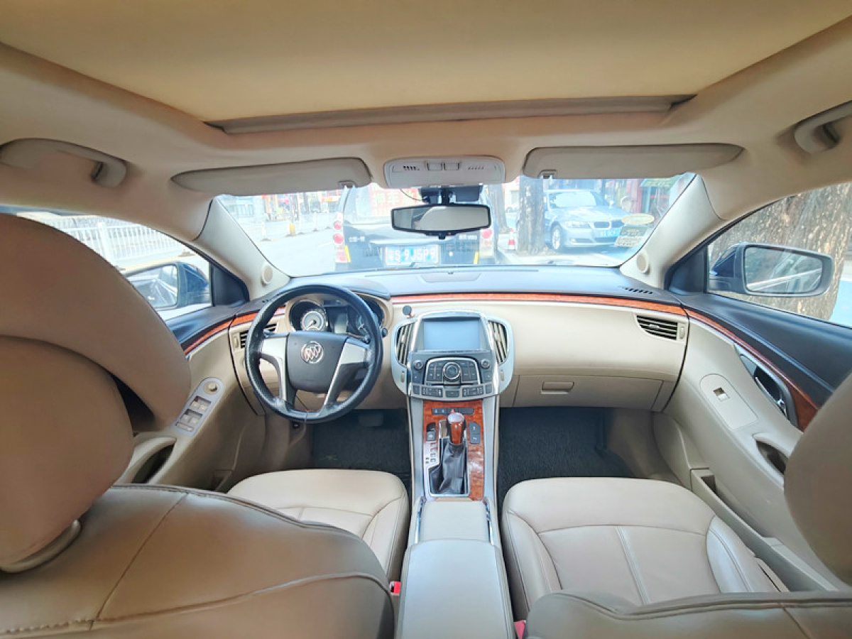 別克 君越  2013款 eAssist 2.4L節(jié)能舒適型圖片