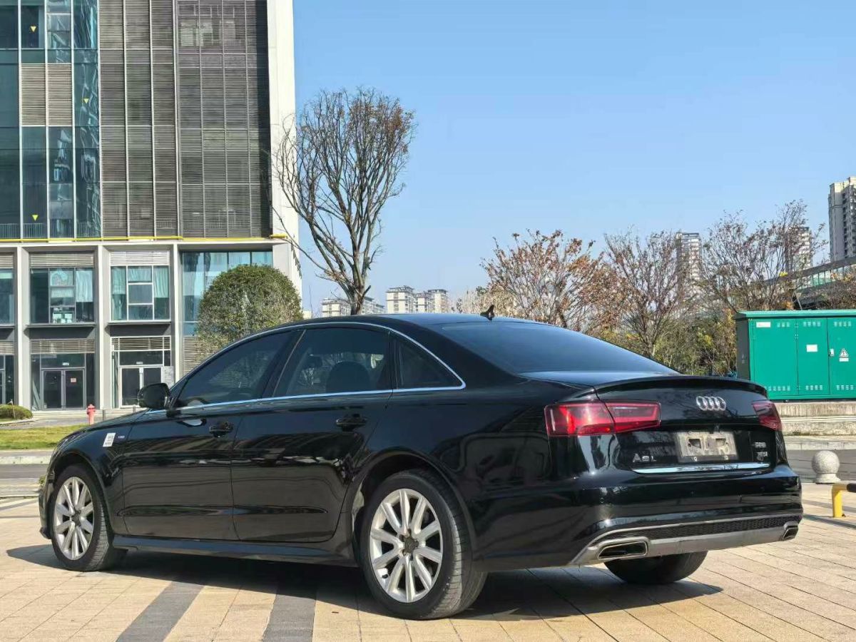 奧迪 奧迪A6L  2019款 40 TFSI 豪華動(dòng)感型圖片