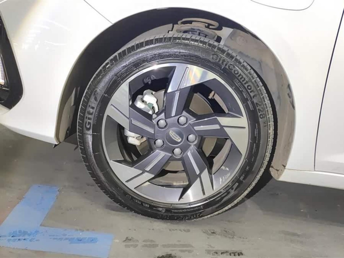 吉利 帝豪L 雷神Hi?P  2022款 1.5TD-DHT Pro 100KM Super 睿圖片
