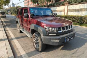 BJ40 北京 40L 2.3T 自動兩驅(qū)尊貴版