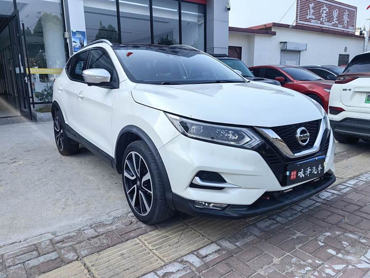 日產(chǎn) 逍客  2019款  2.0L CVT旗艦版圖片