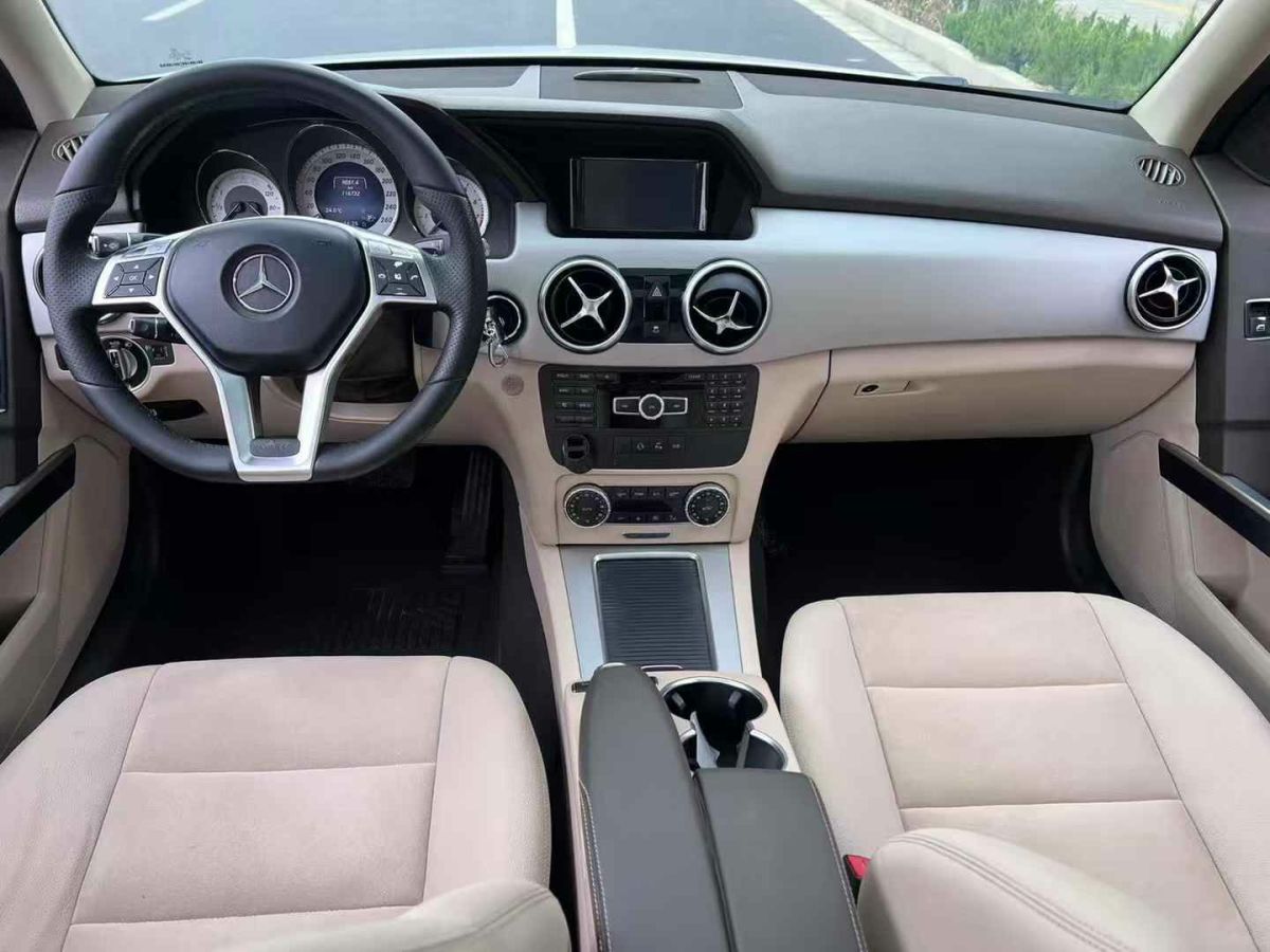 奔馳 奔馳GLK級  2015款 GLK 260 4MATIC 動感型 極致版圖片