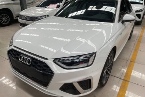 奧迪A4L 奧迪 40 TFSI 時(shí)尚動(dòng)感型