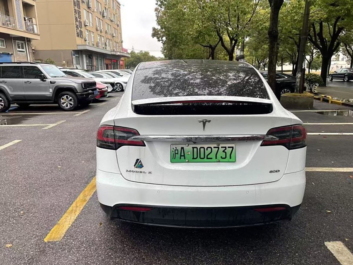 2017年1月特斯拉 Model X  2016款 Model X 60D