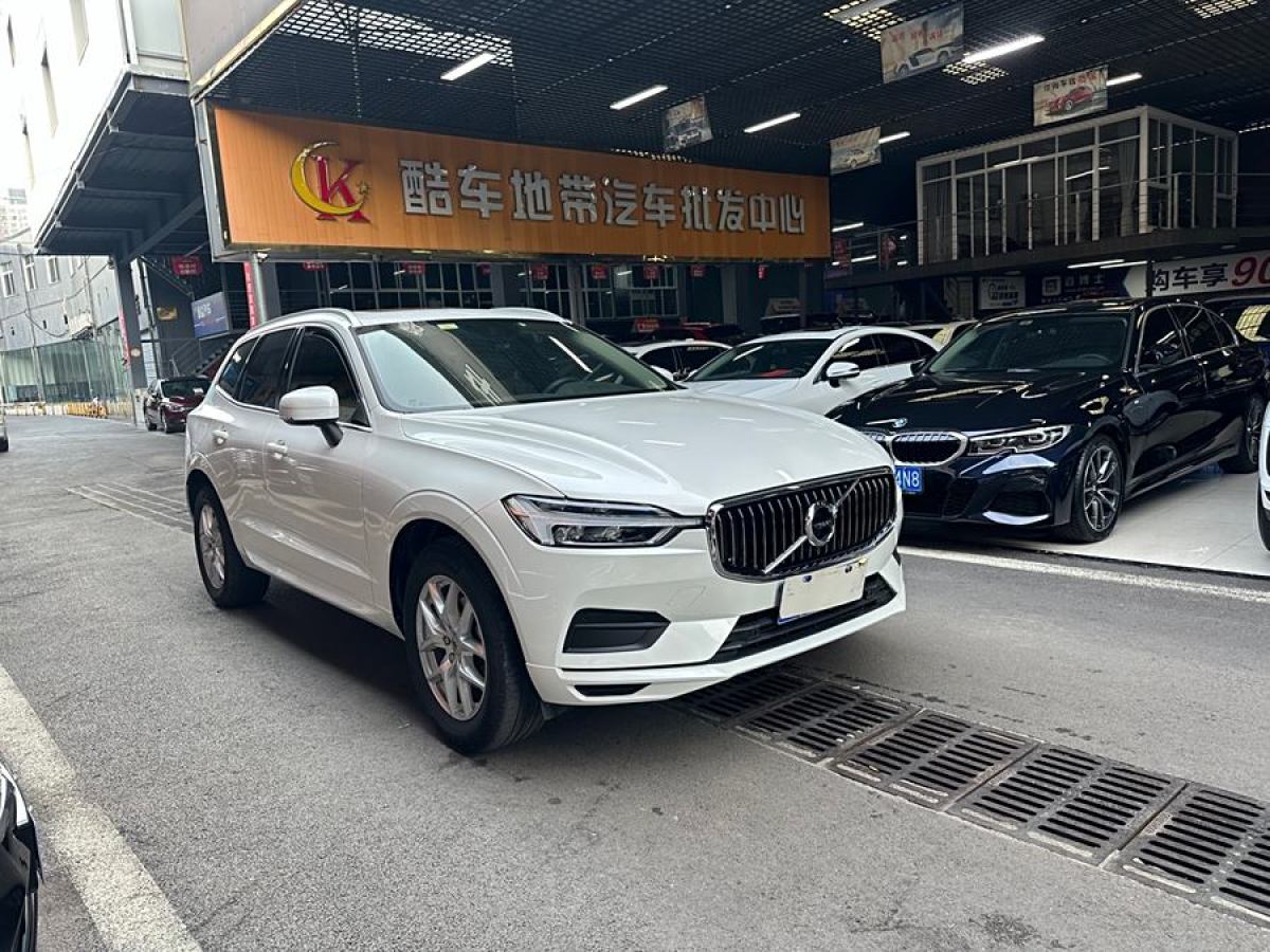 沃爾沃 XC60  2019款  T5 四驅(qū)智逸版 國(guó)VI圖片