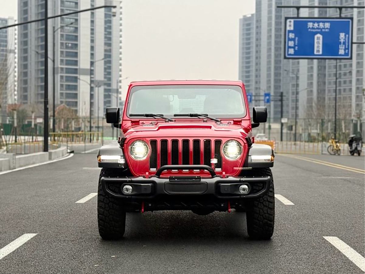 Jeep 牧馬人  2022款 2.0T 高地叢林綠限量版圖片