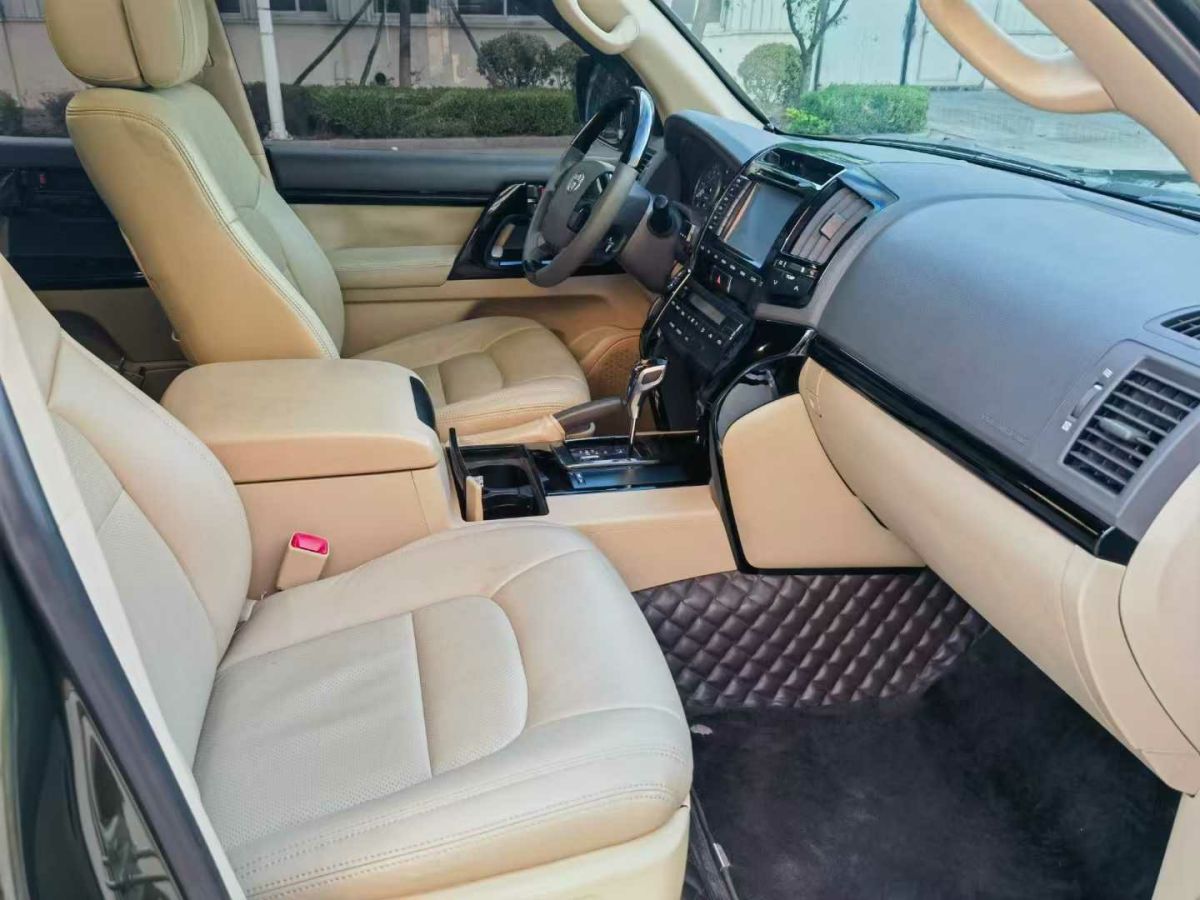 豐田 蘭德酷路澤  2015款 4.6L V8 中東限量版圖片