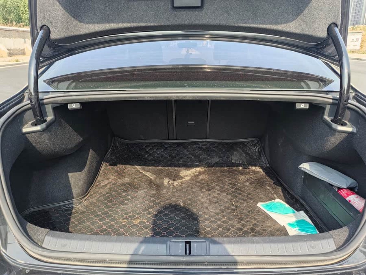大眾 邁騰  2018款 改款 330TSI DSG 豪華型圖片