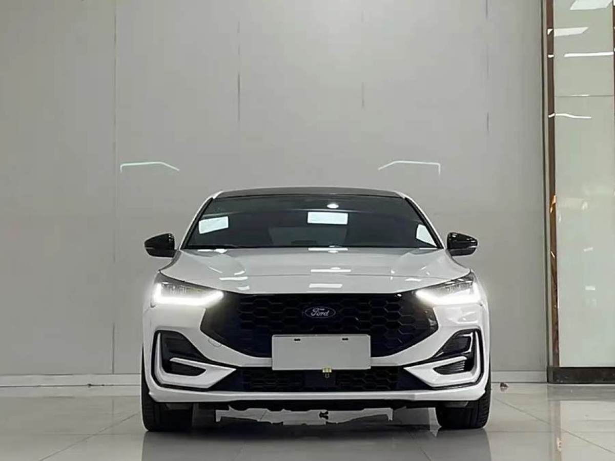 福特 ?？怂? 2022款 兩廂 EcoBoost 180 自動(dòng)ST Line圖片