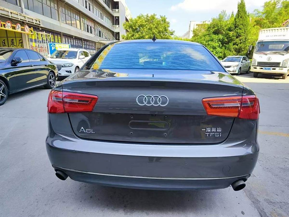 奧迪 奧迪A6L  2014款 TFSI 標(biāo)準(zhǔn)型圖片