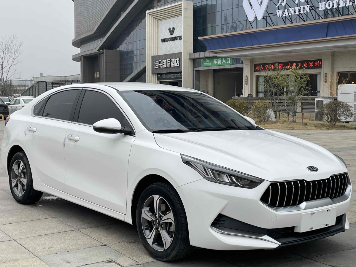 起亞 K3  2019款  1.5L CVT智享互聯(lián)版圖片