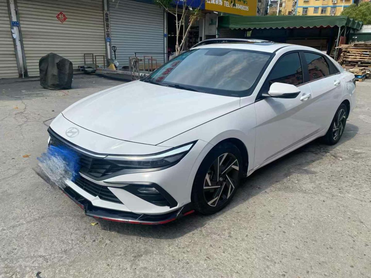 現(xiàn)代 伊蘭特 圖片