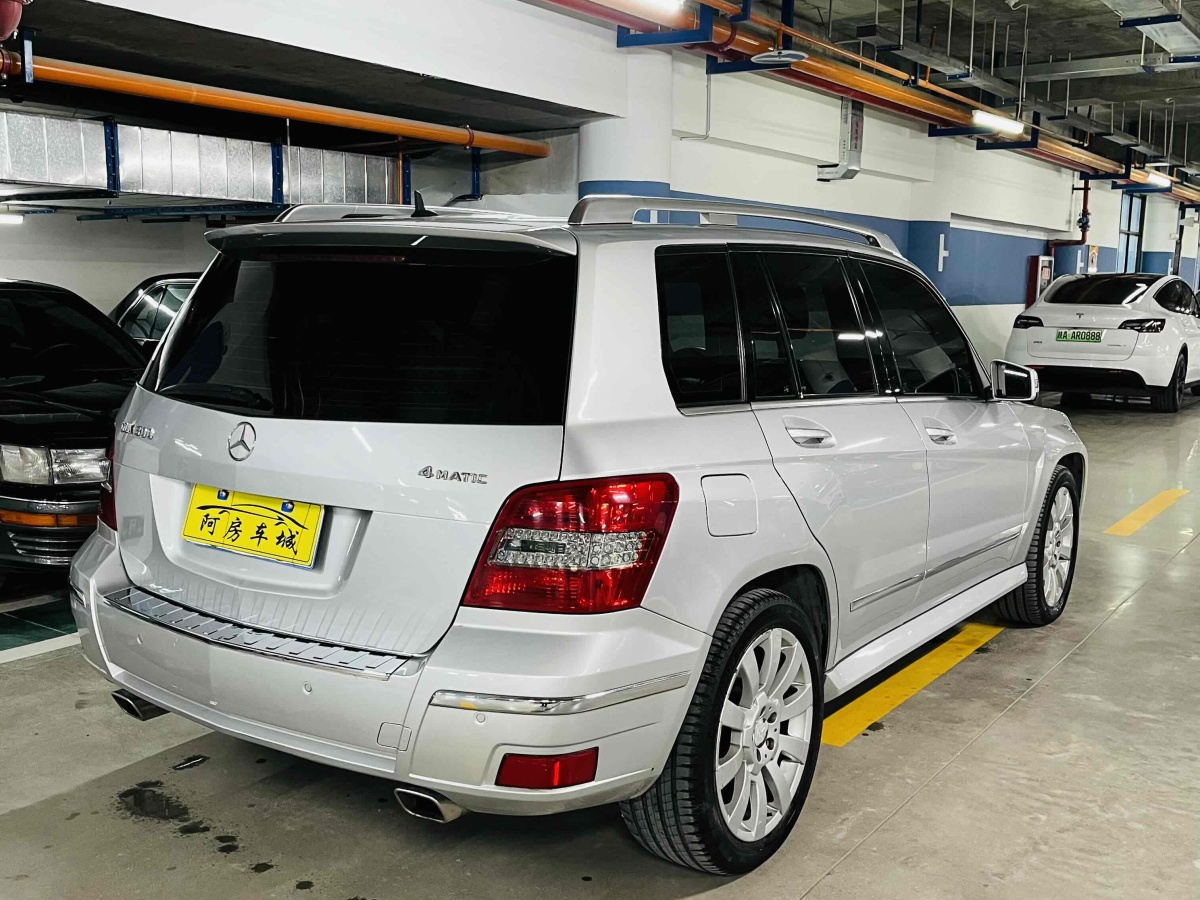 2009年7月奔馳 奔馳GLK級  2011款 GLK 300 4MATIC 時(shí)尚型