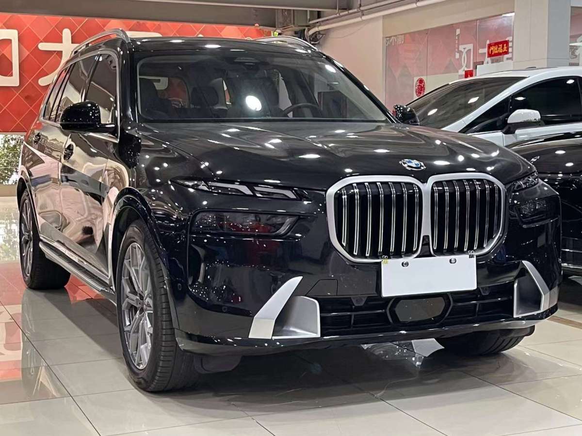 寶馬 寶馬X7  2023款 xDrive40i 領(lǐng)先型豪華套裝圖片