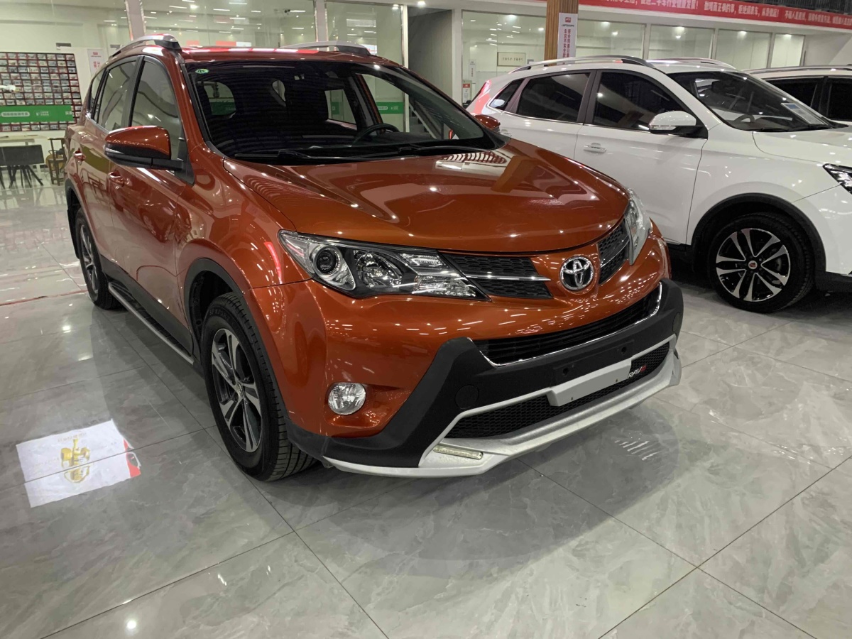 豐田 RAV4  2018款 榮放 2.0L CVT兩驅風尚版圖片