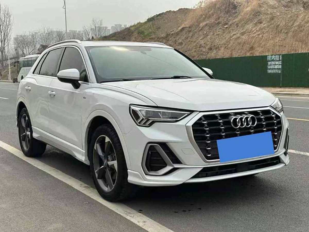 奧迪 奧迪Q3  2019款  35 TFSI 時尚動感型圖片