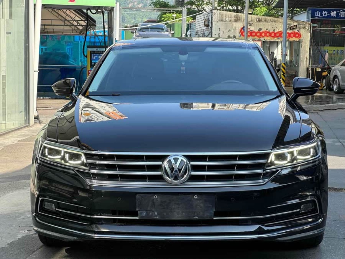 大眾 輝昂  2018款 改款 380TSI 兩驅(qū)豪華版圖片