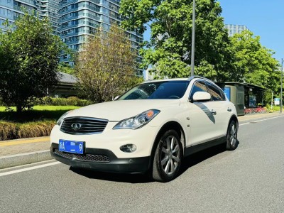 2013年10月 英菲尼迪 QX50(进口) 2.5L 两驱优雅版图片