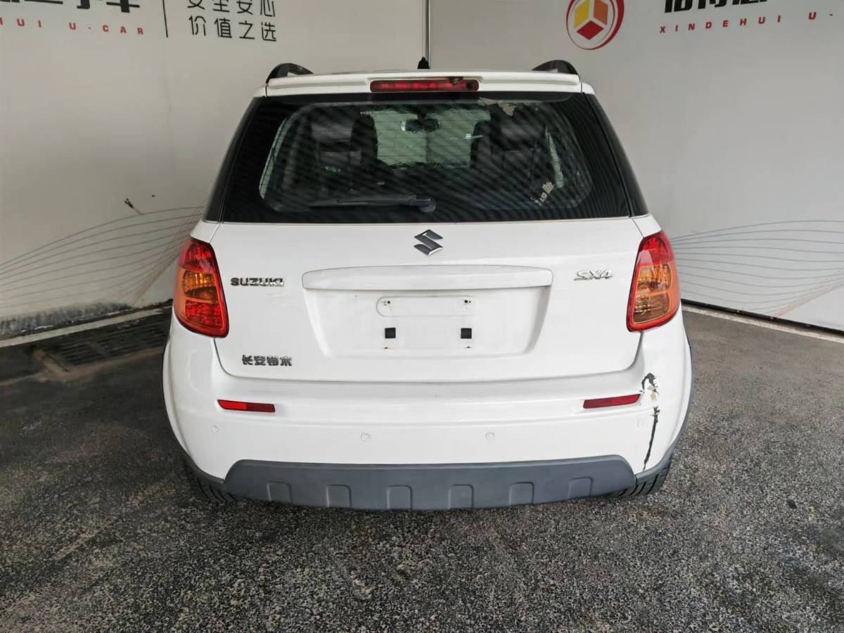 2012年8月鈴木 天語  2012款 SX4 1.6L 兩廂銳騎型