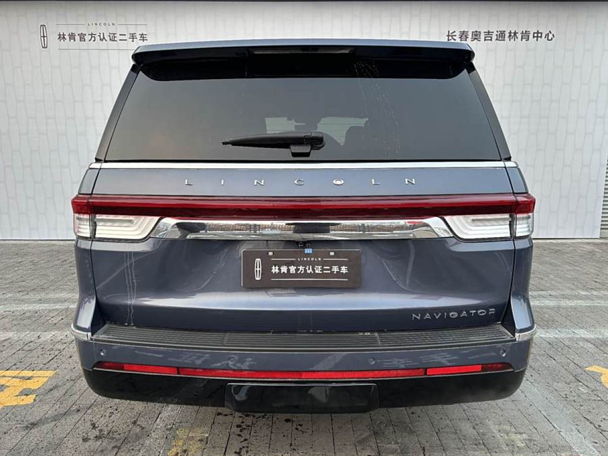 林肯 領(lǐng)航員  2022款 3.5T 尊耀版圖片