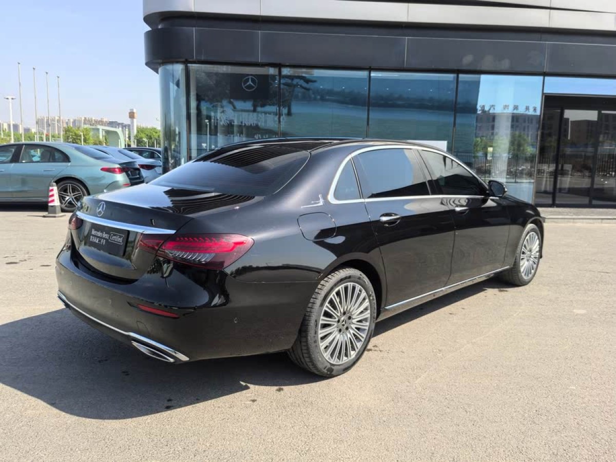 奔馳 奔馳E級(jí)  2023款 改款 E 300 L 豪華型圖片