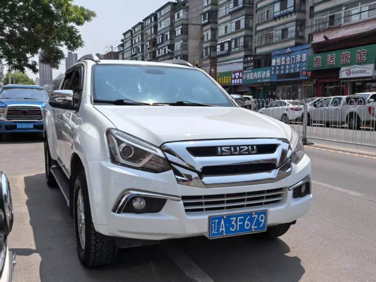 五十鈴 D-MAX  2019款 1.9T四驅(qū)自動(dòng)尊享型 國(guó)VI RZ4E Hi-Power圖片