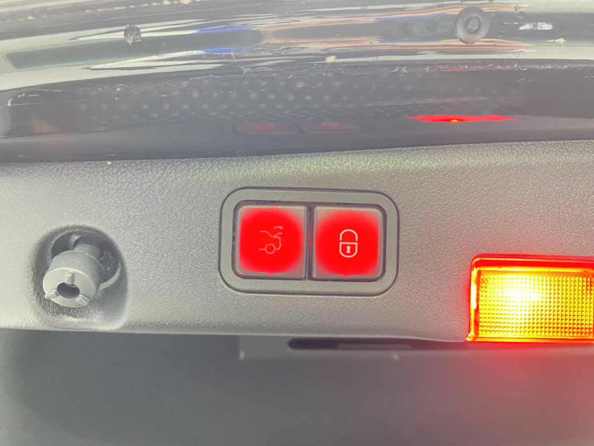 奔馳 奔馳E級  2019款 E 300 L 時尚型圖片