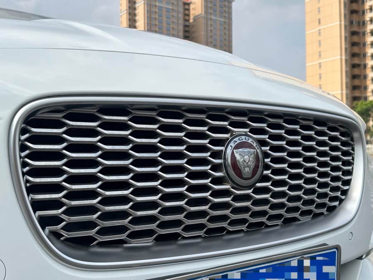 捷豹 XEL  2021款 2.0T 250PS S進(jìn)取優(yōu)雅版圖片