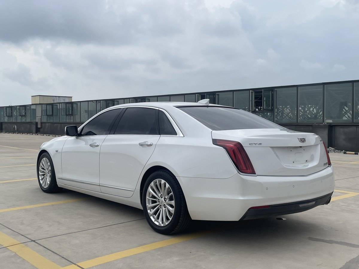 凱迪拉克 CT6  2017款 28T 豪華型圖片