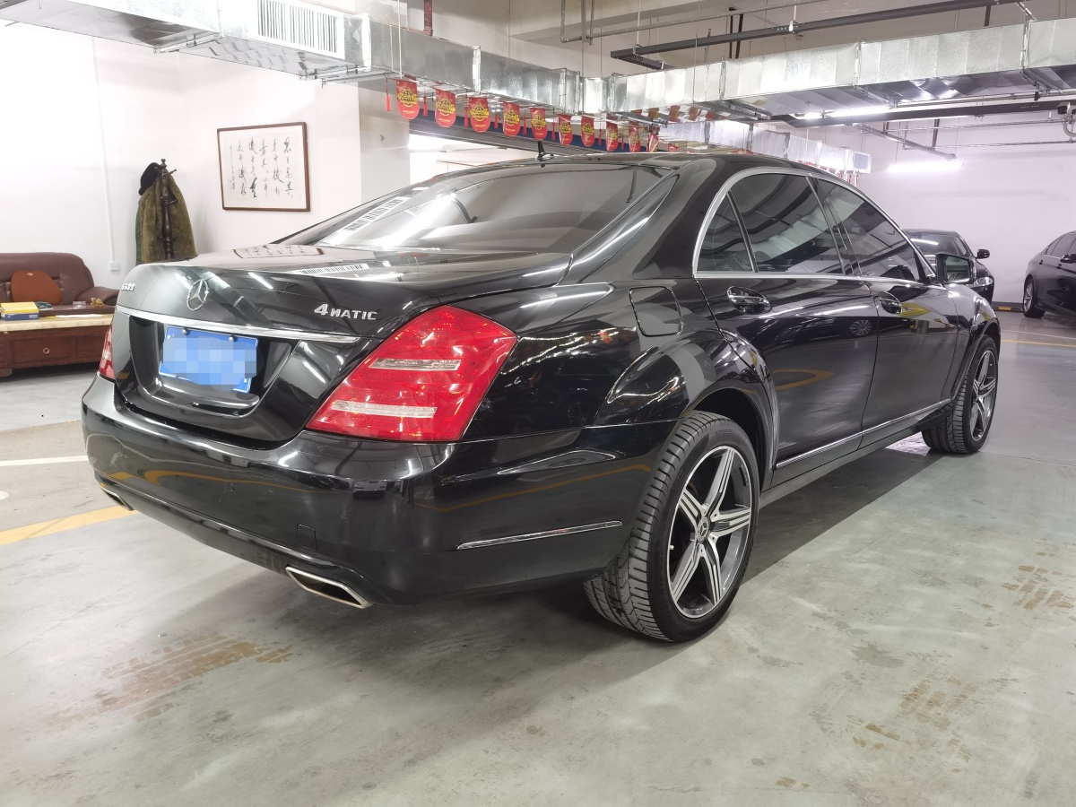 2010年6月奔馳 奔馳S級(jí)  2010款 S 500 L 4MATIC