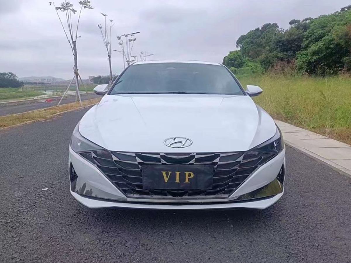 現(xiàn)代 伊蘭特  2022款 1.5L CVT LUX尊貴版圖片