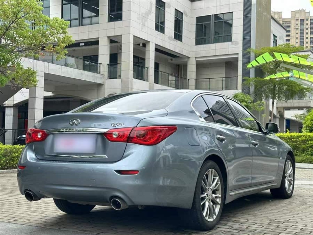 英菲尼迪 Q50L  2016款 2.0T 進(jìn)取版圖片