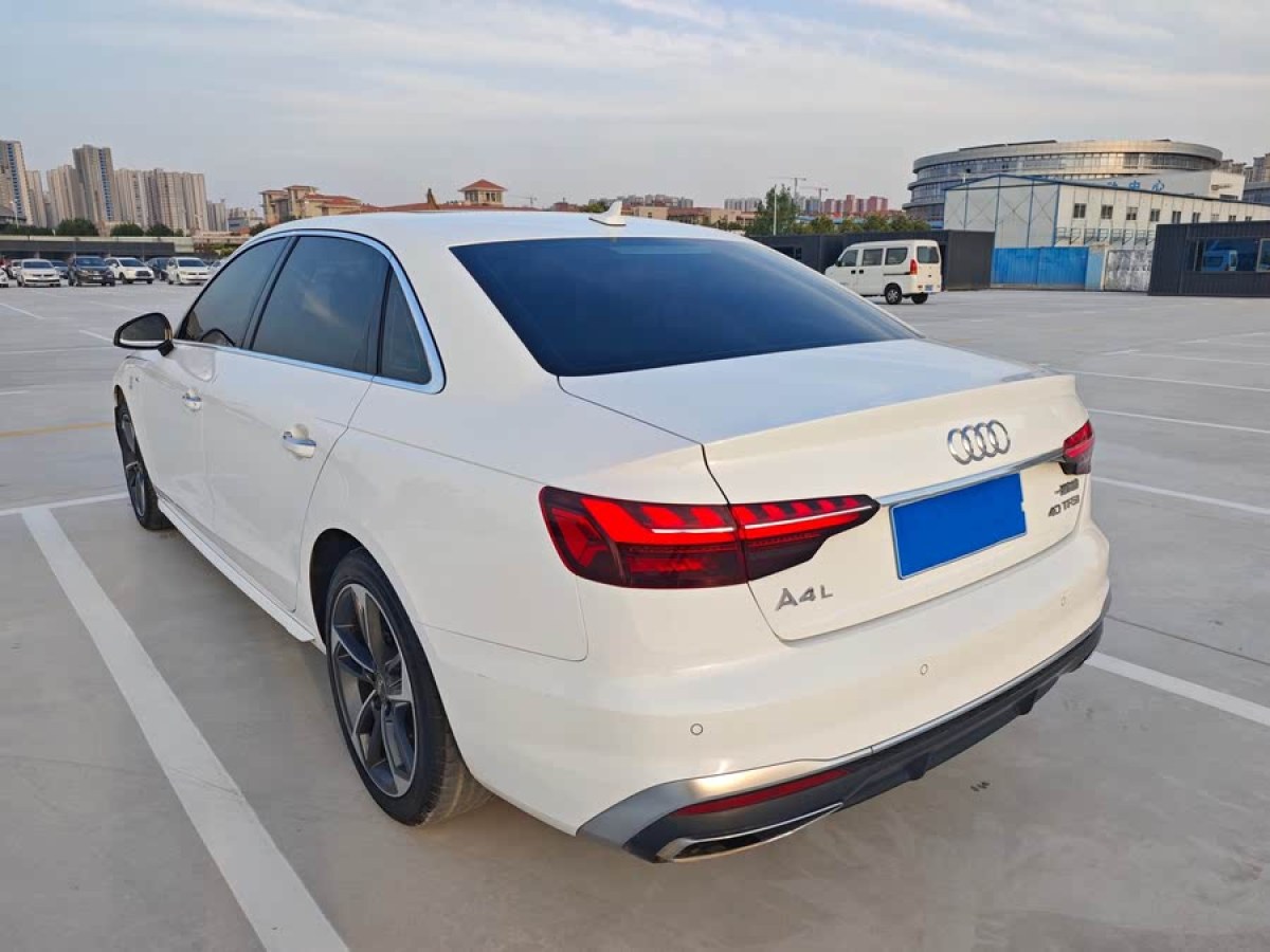 奧迪 奧迪A4L  2022款 40 TFSI 時尚動感型圖片