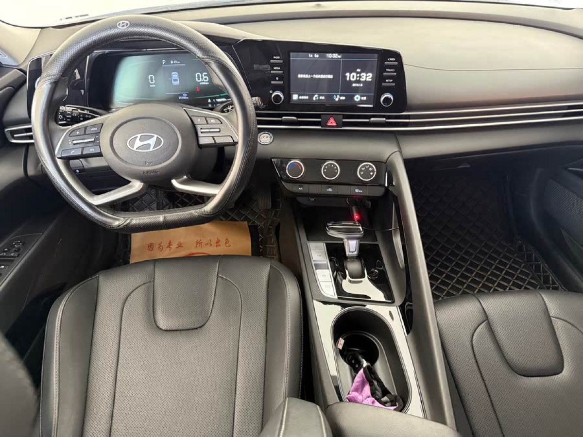 現(xiàn)代 伊蘭特  2023款 1.5L CVT GLX精英版圖片