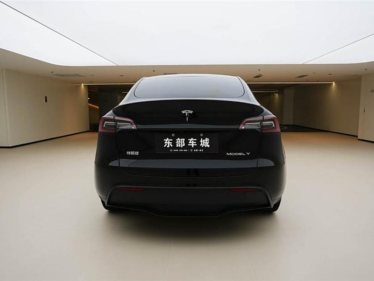 特斯拉 Model 3  2023款 煥新版 后輪驅(qū)動(dòng)圖片