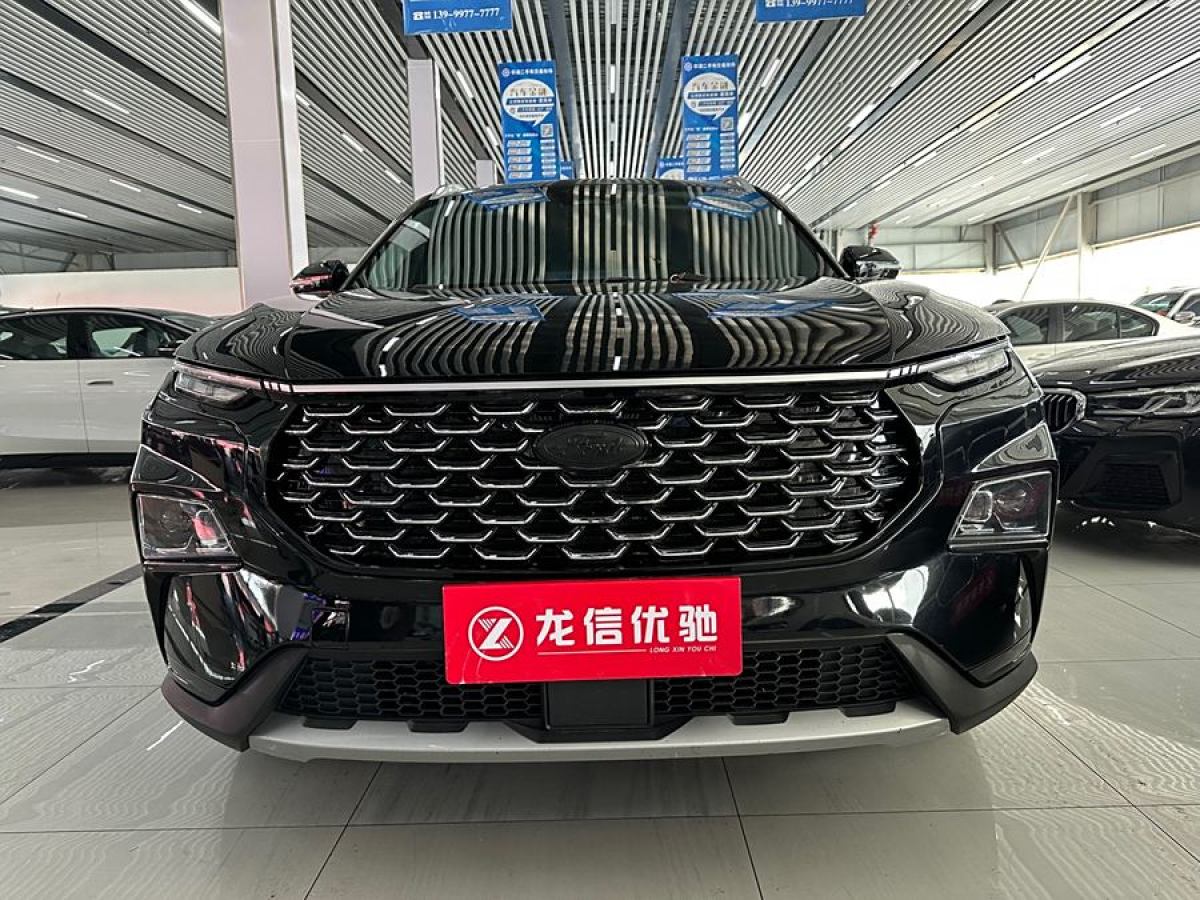 福特 領(lǐng)睿  2022款 EcoBoost 170 鉑領(lǐng)型圖片