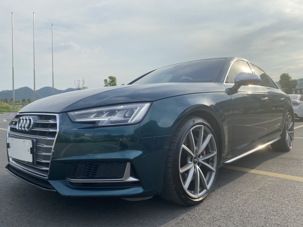 奥迪 奥迪S4  2018款 S4 3.0TFSI