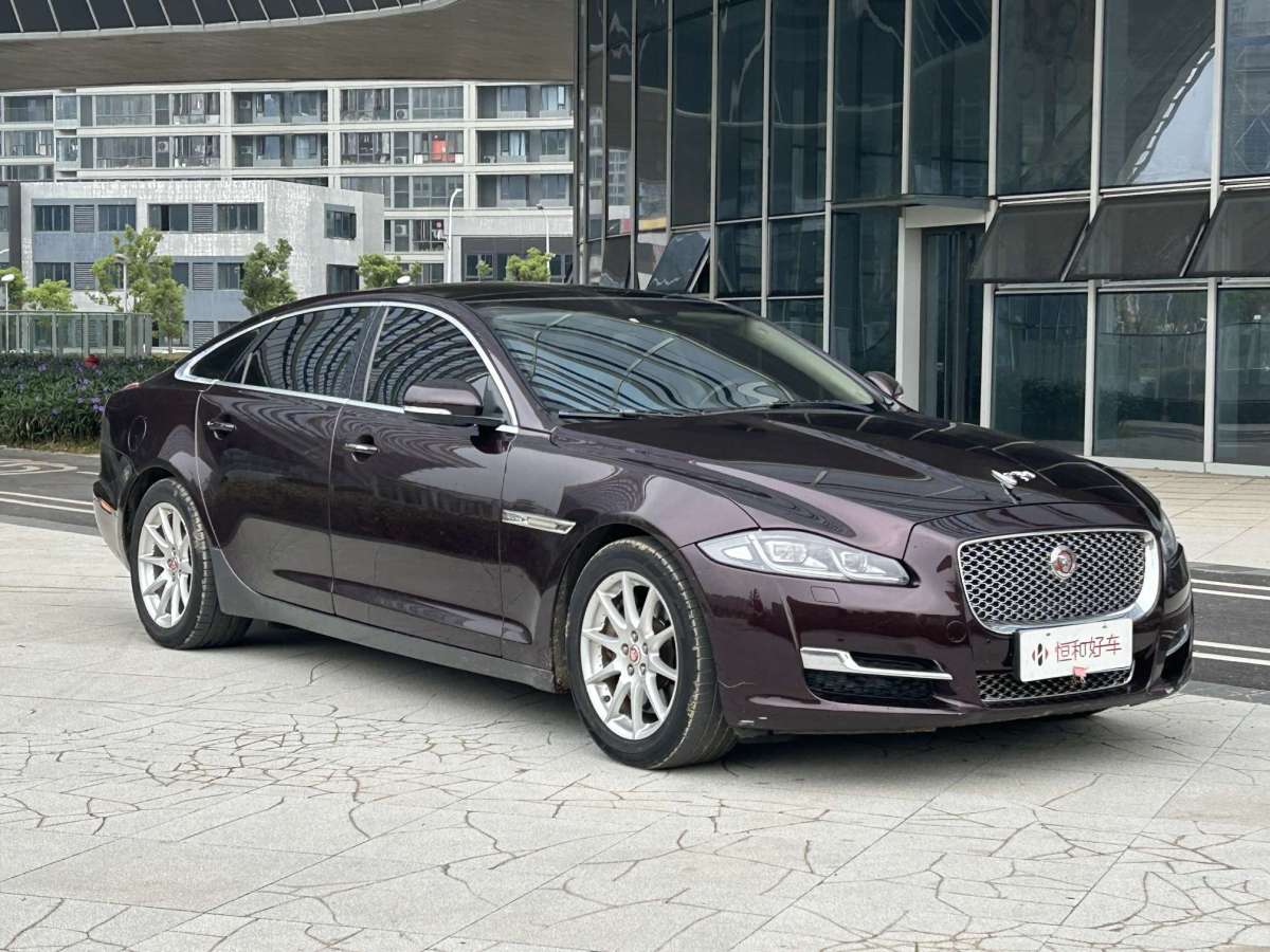 捷豹 XJ  2016款 XJL 2.0T 兩驅(qū)典雅商務版圖片