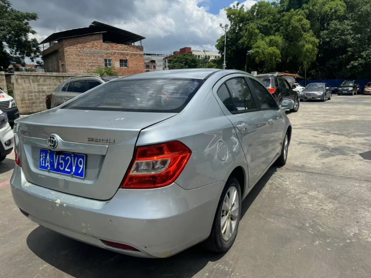 中华 H230  2012款 1.5L 手动舒适型图片