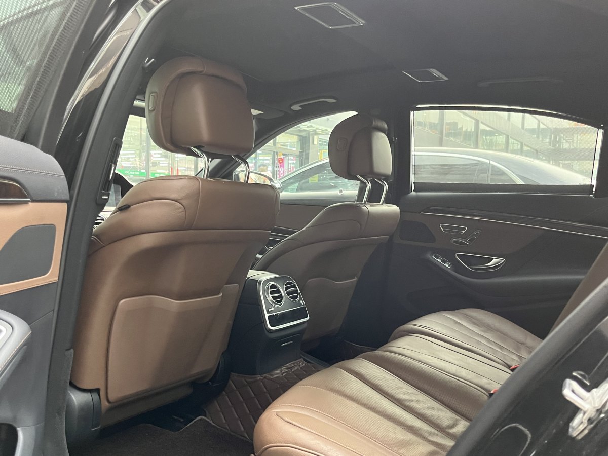 2019年11月奔驰 奔驰S级  2019款 S 350 L 尊贵型 臻藏版