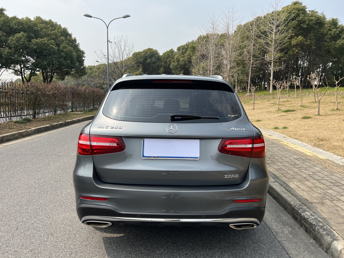 奔馳 奔馳GLC  2018款 改款 GLC 260 4MATIC 豪華型圖片