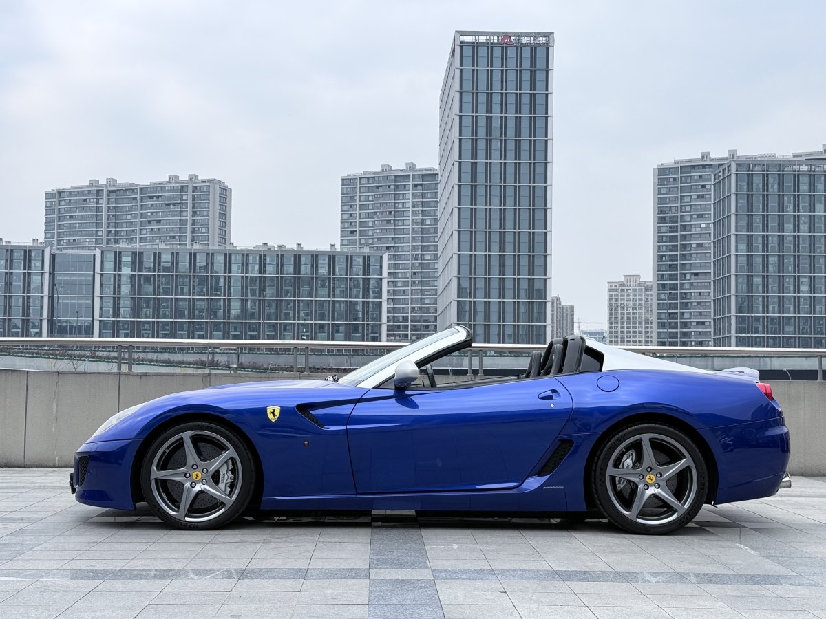 法拉利 599  2006款 599 GTB Fiorano 6.0圖片