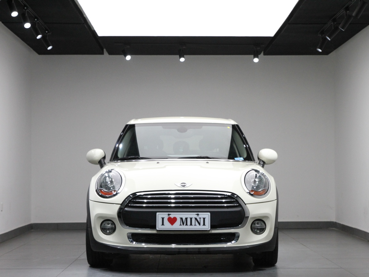 MINI MINI  2016款 1.2T ONE 先鋒派 五門版圖片