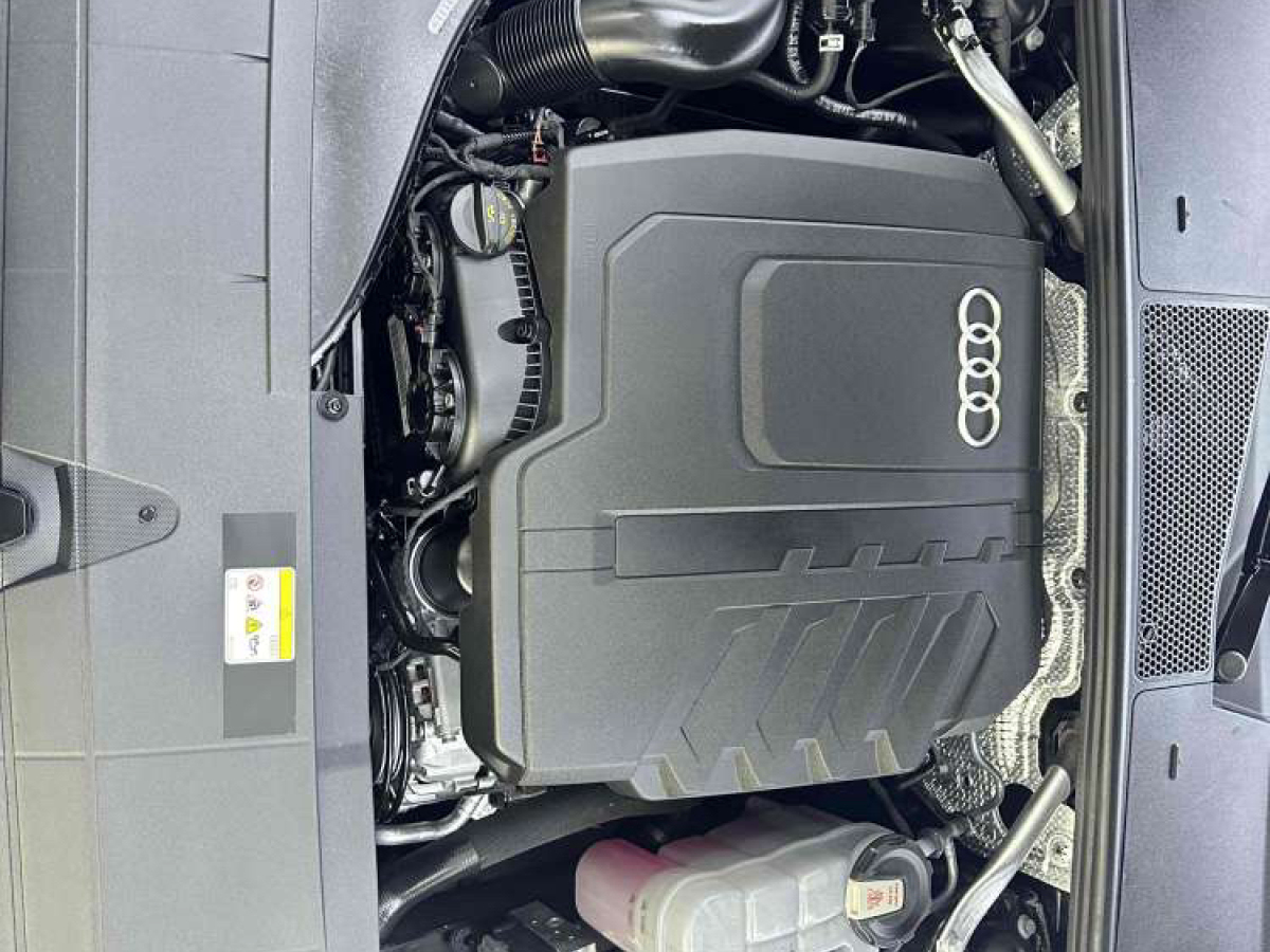 奧迪 奧迪A6L  2023款 45 TFSI 臻選動感型圖片