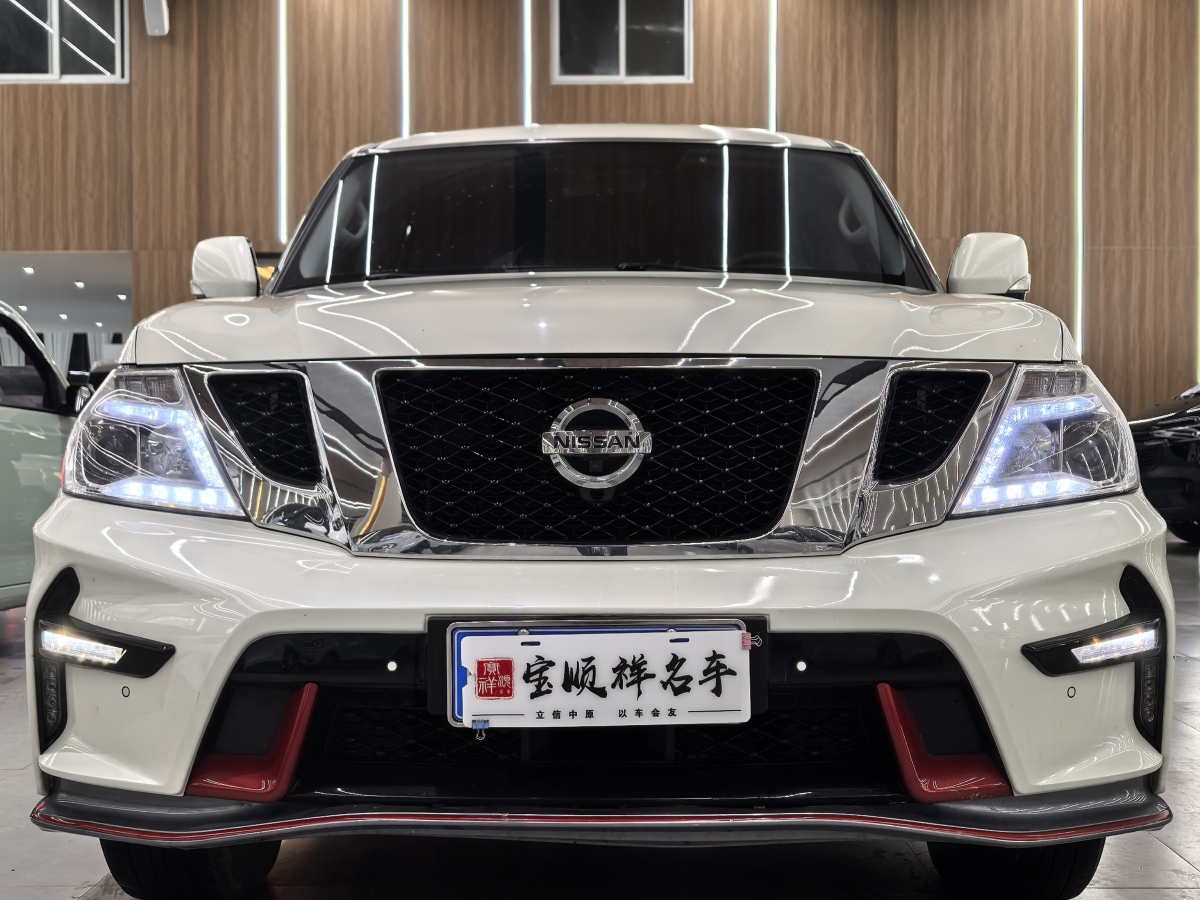 日產(chǎn) 途樂  2018款 4.0L 鉑金型圖片