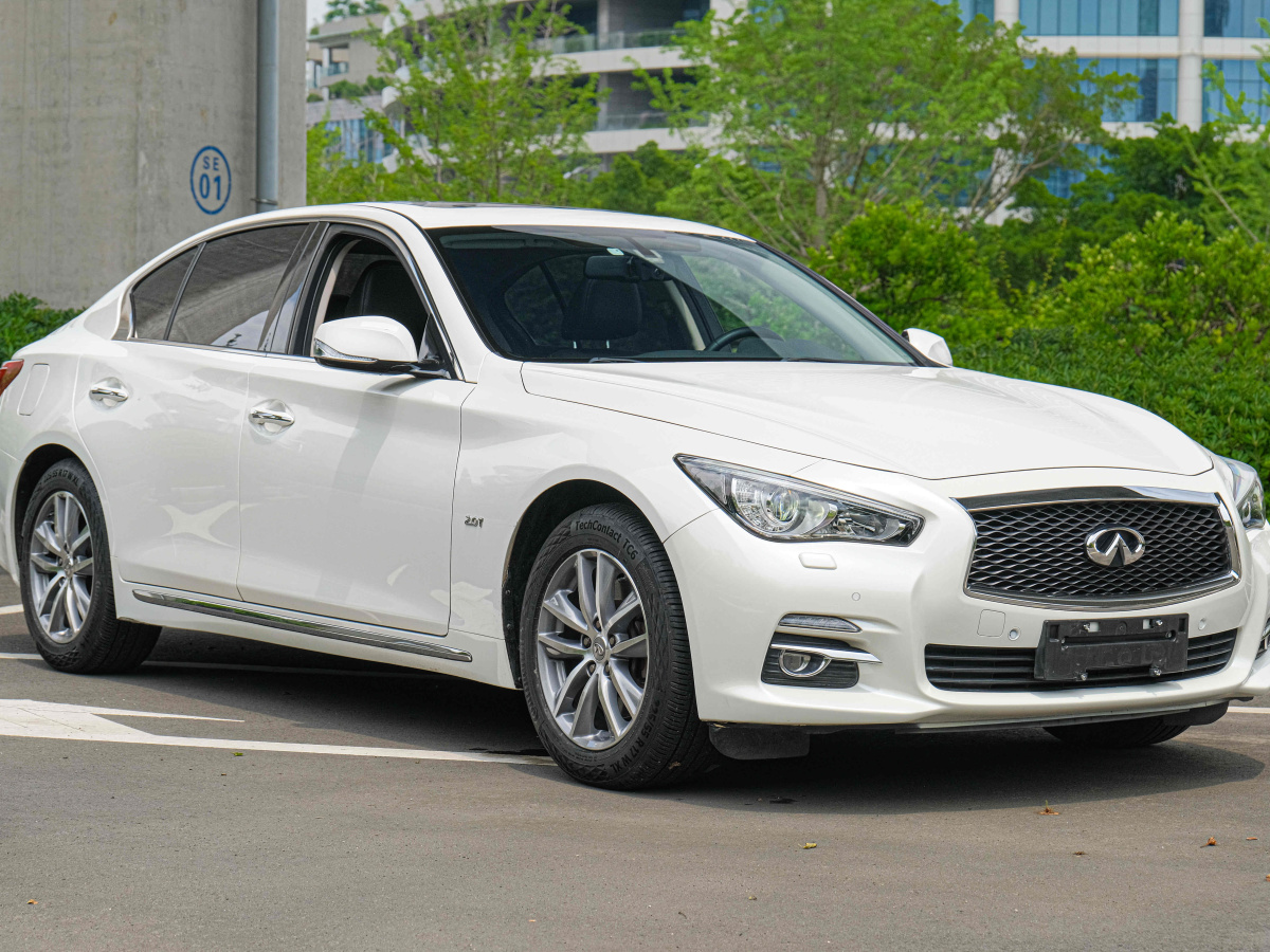 英菲尼迪 Q50L  2016款 2.0T 悅享版圖片