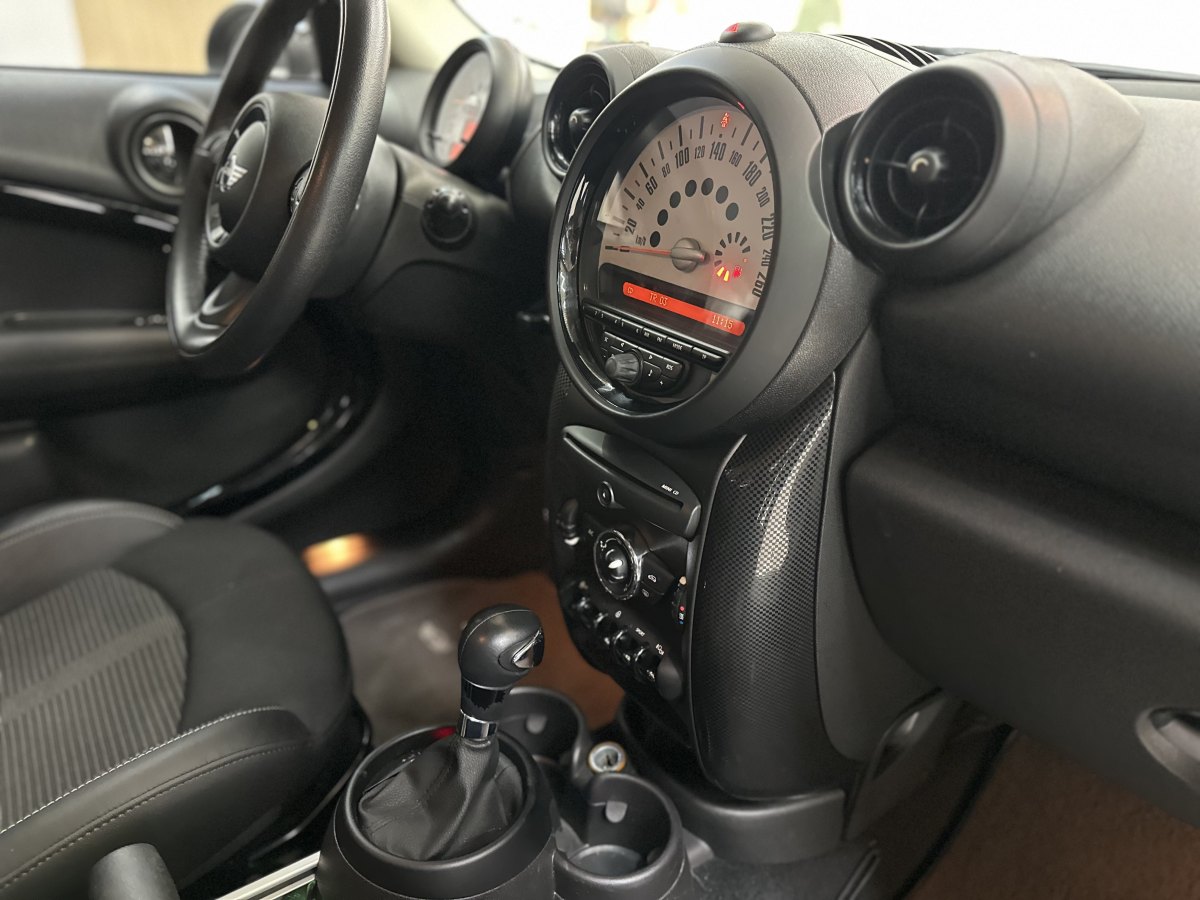 MINI COUNTRYMAN  2014款 1.6T COOPER ALL4 Fun圖片