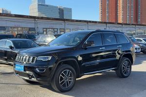 大切諾基 Jeep 3.0L 專業(yè)導(dǎo)航版