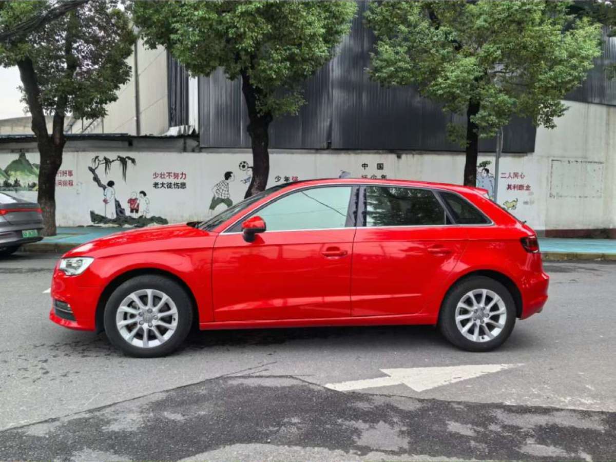 2015年08月奧迪 奧迪A3  2015款 Sportback 35 TFSI 百萬紀(jì)念智領(lǐng)型